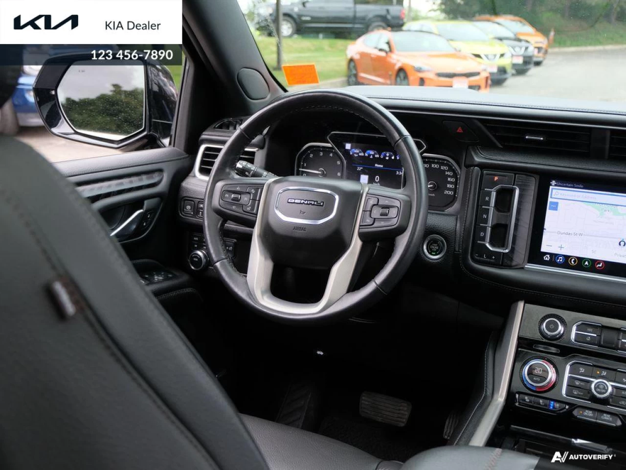 2021 GMC Yukon Denali Main Image