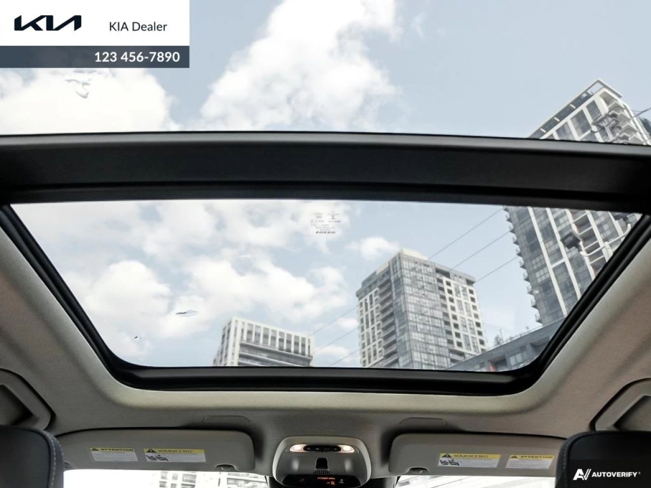 2022 Volvo XC40 T5 Inscription Main Image