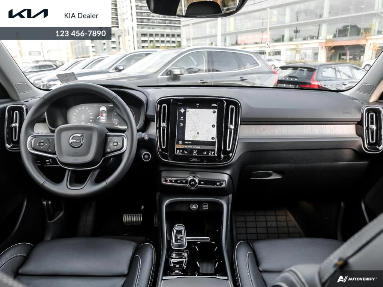 2022 Volvo XC40 T5 Inscription Main Image
