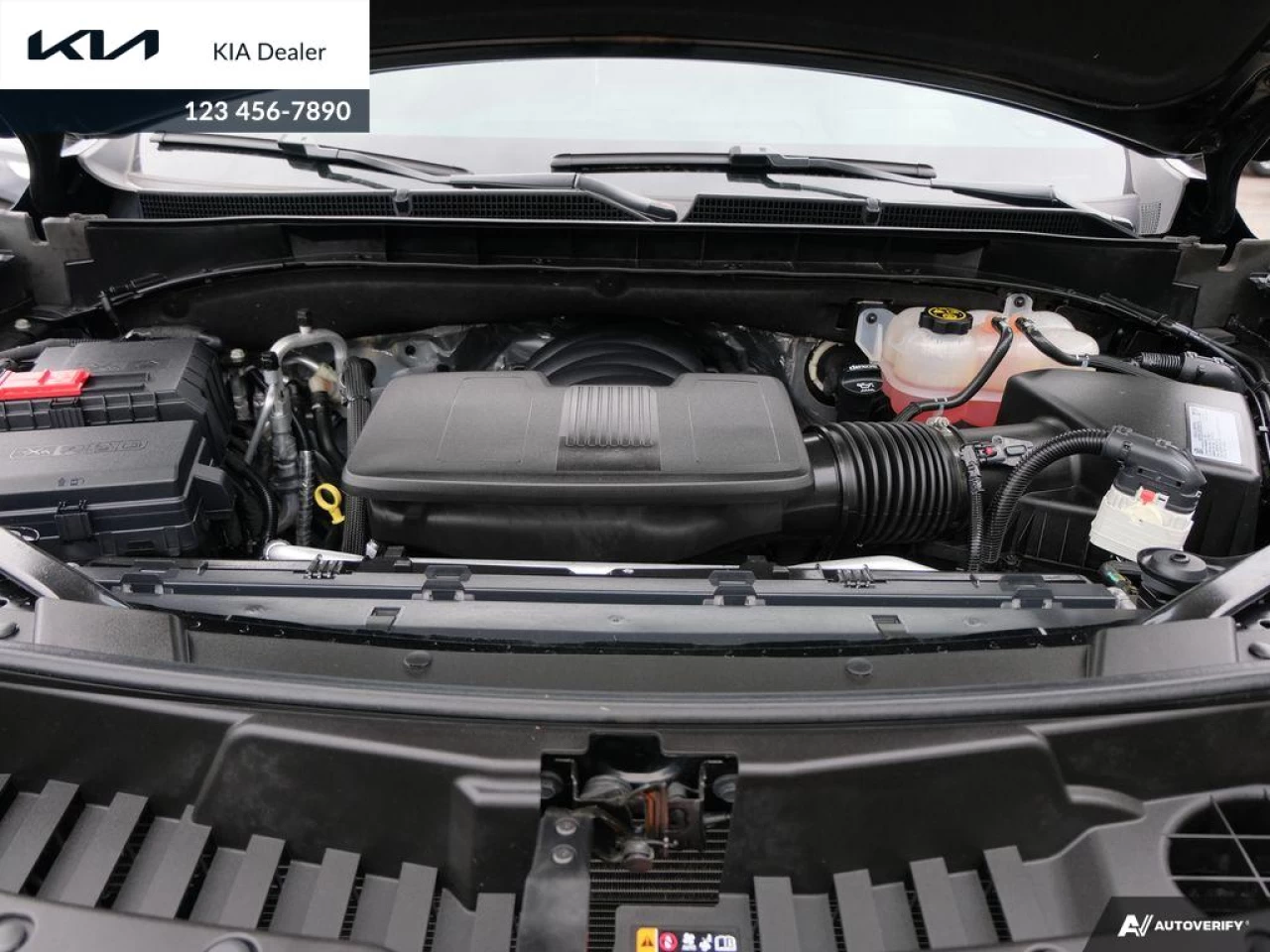 2021 GMC Yukon Denali Main Image