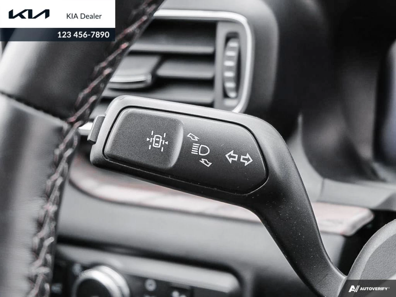 2020 Ford Explorer Platinum Main Image