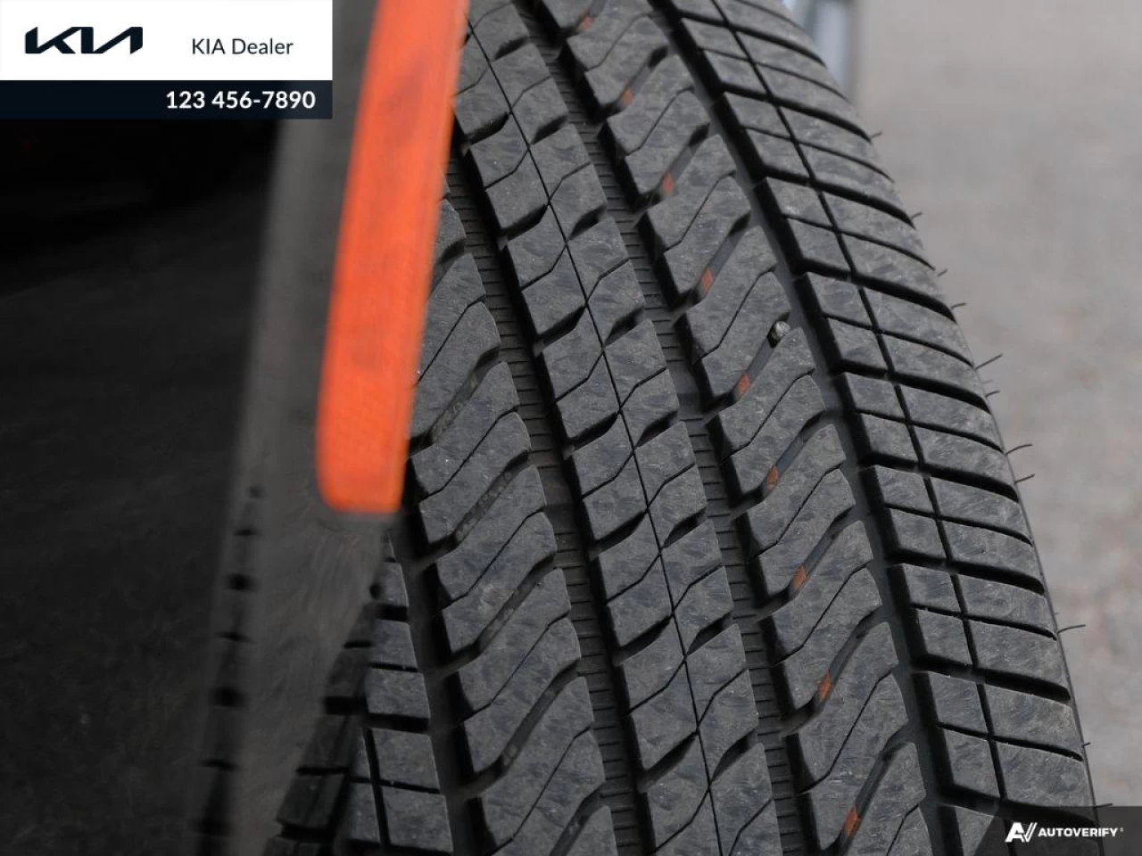 2021 GMC Yukon Denali Main Image