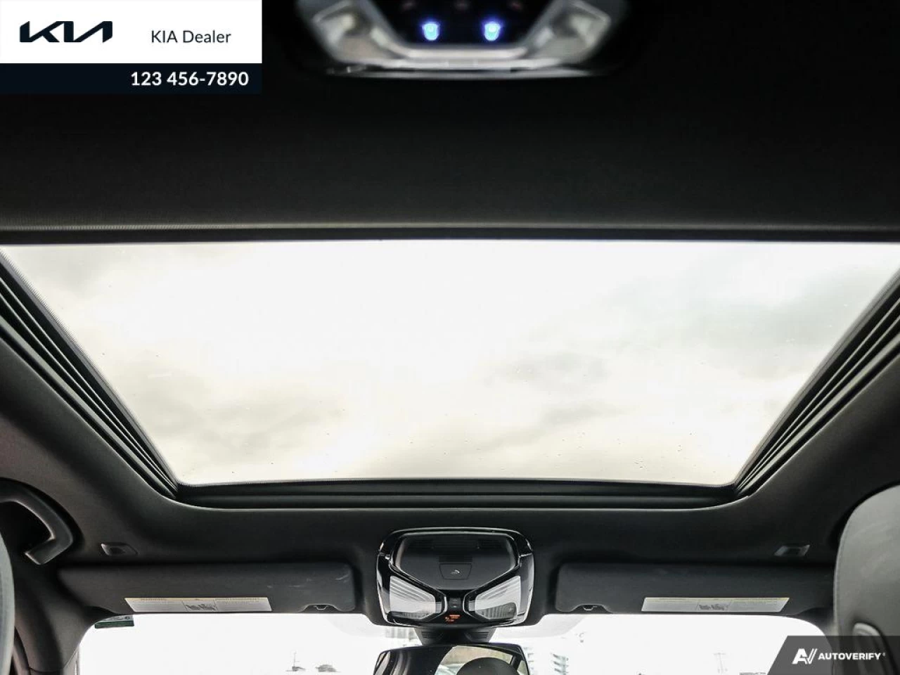 2021 BMW 3 Series 330i xDrive Sedan North America Main Image