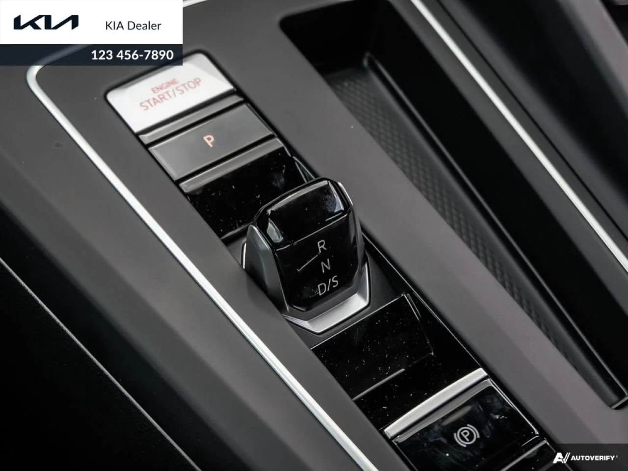 2022 Volkswagen Golf GTI Performance Main Image