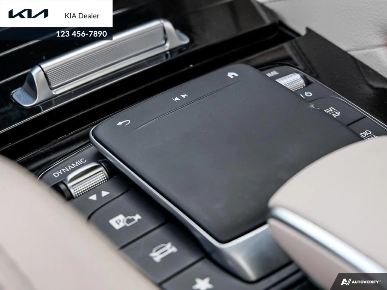 2021 Mercedes-Benz GLE 450 4MATIC Main Image