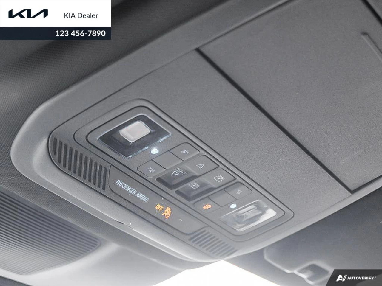 2020 Ford Explorer Platinum Main Image
