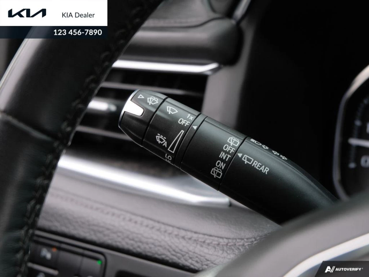 2021 GMC Yukon Denali Main Image