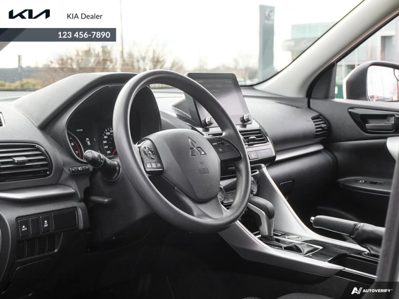 2022 Mitsubishi Eclipse Cross ES Main Image