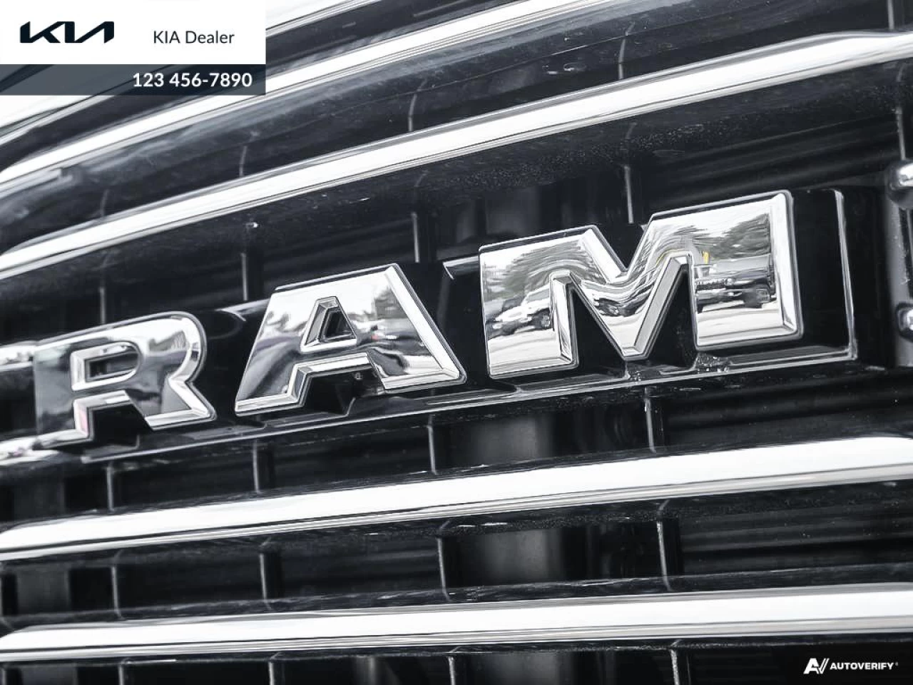 2022 Ram 1500 Longhorn Main Image