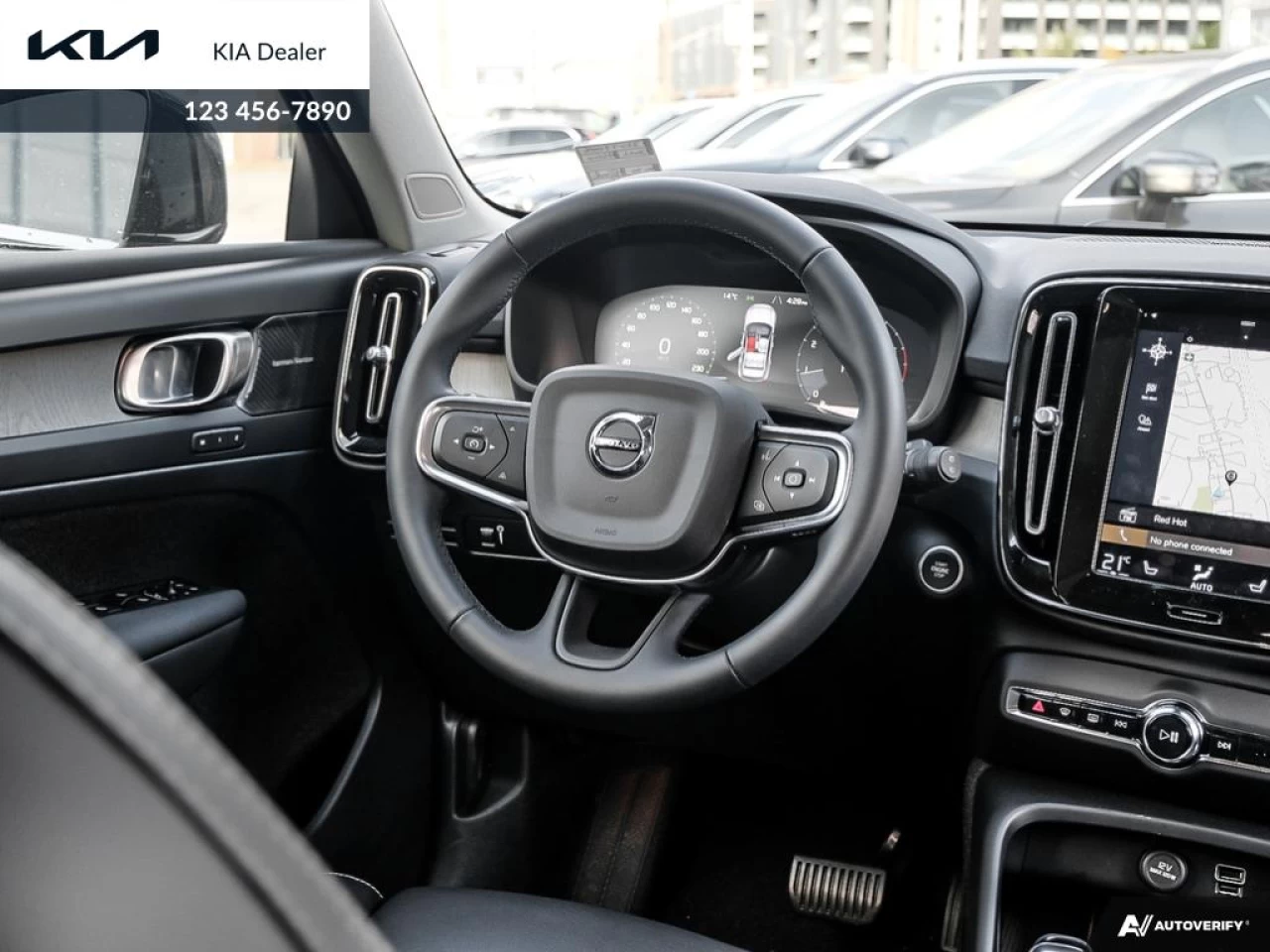 2022 Volvo XC40 T5 Inscription Main Image