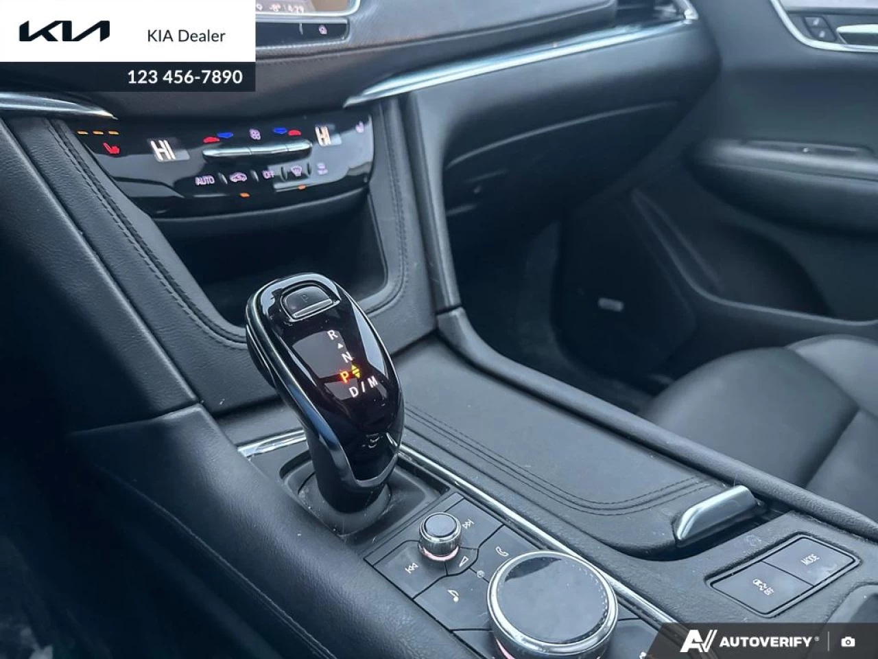 2022 Cadillac XT6 Luxury Image principale