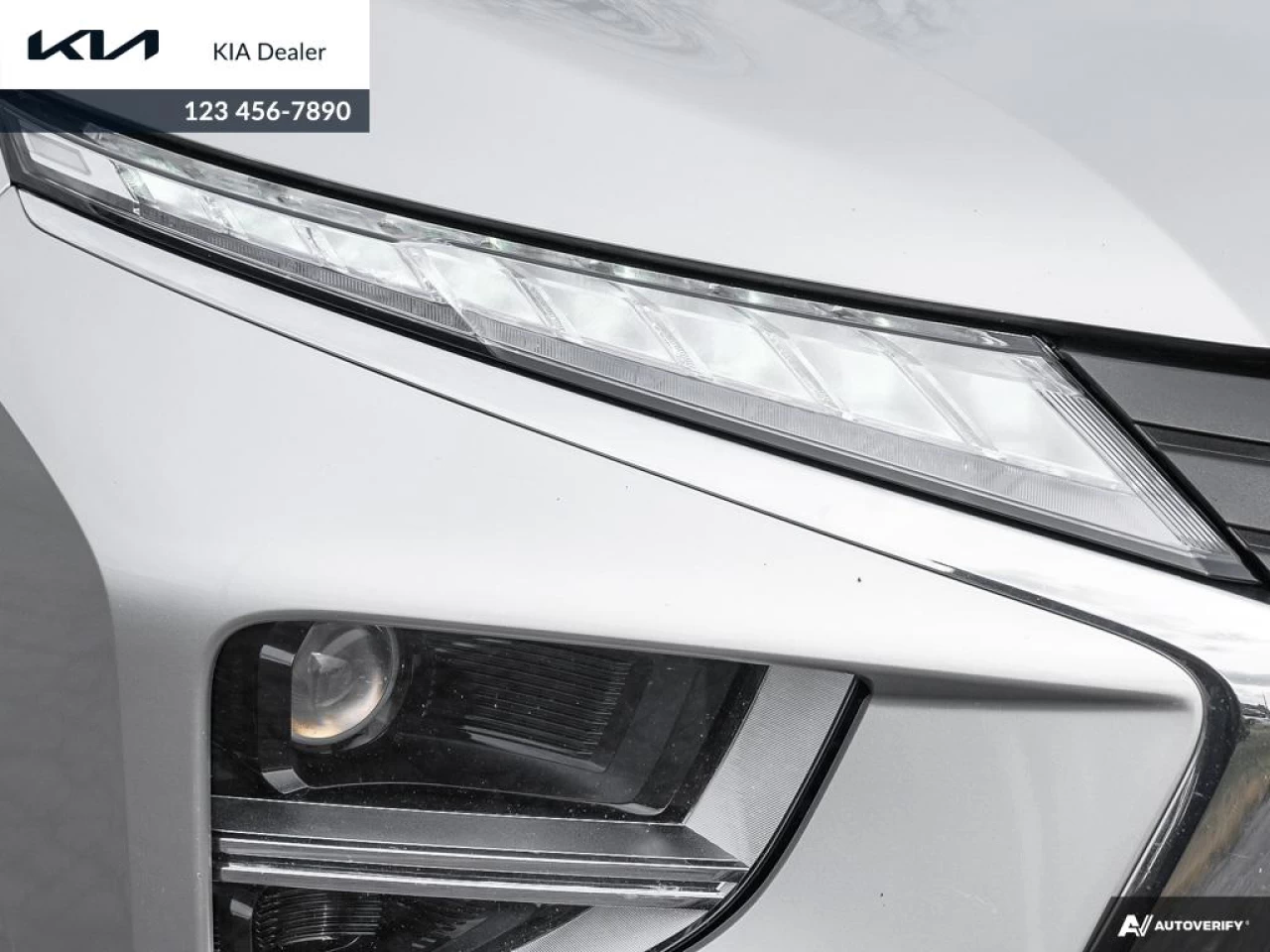 2022 Mitsubishi Eclipse Cross ES Main Image