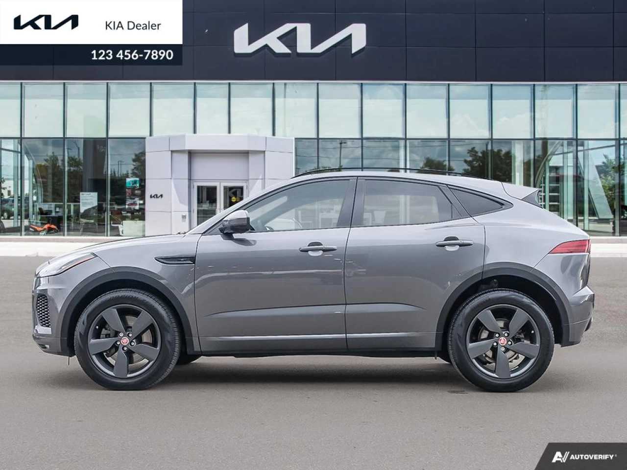 2020 Jaguar E-Pace Checkered Flag Image principale