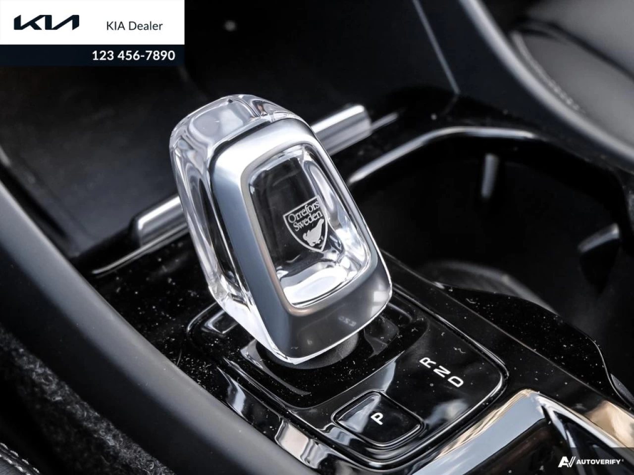 2022 Volvo XC40 T5 Inscription Main Image