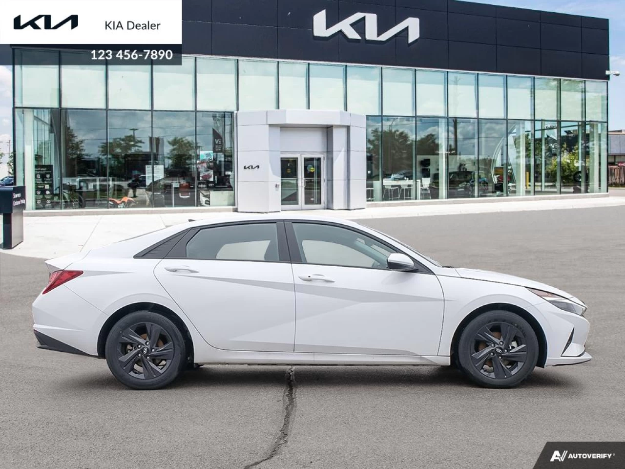 2022 Hyundai Elantra Preferred Image principale