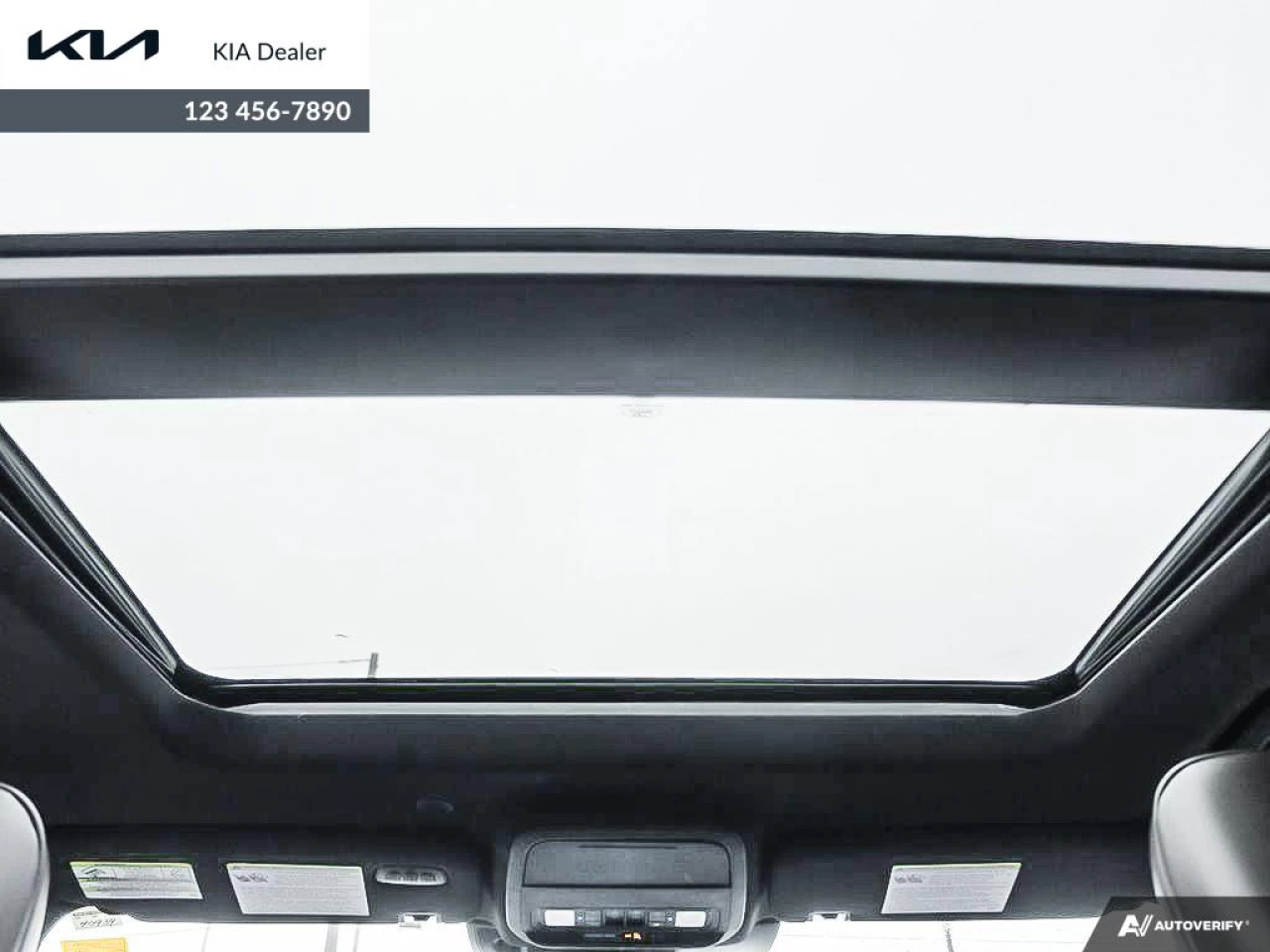 2020 Ford Explorer Platinum Main Image