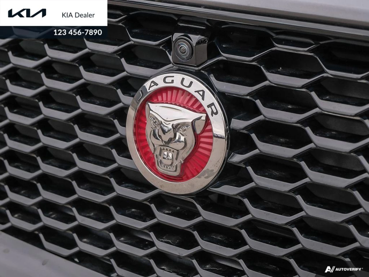 2020 Jaguar E-Pace Checkered Flag Image principale