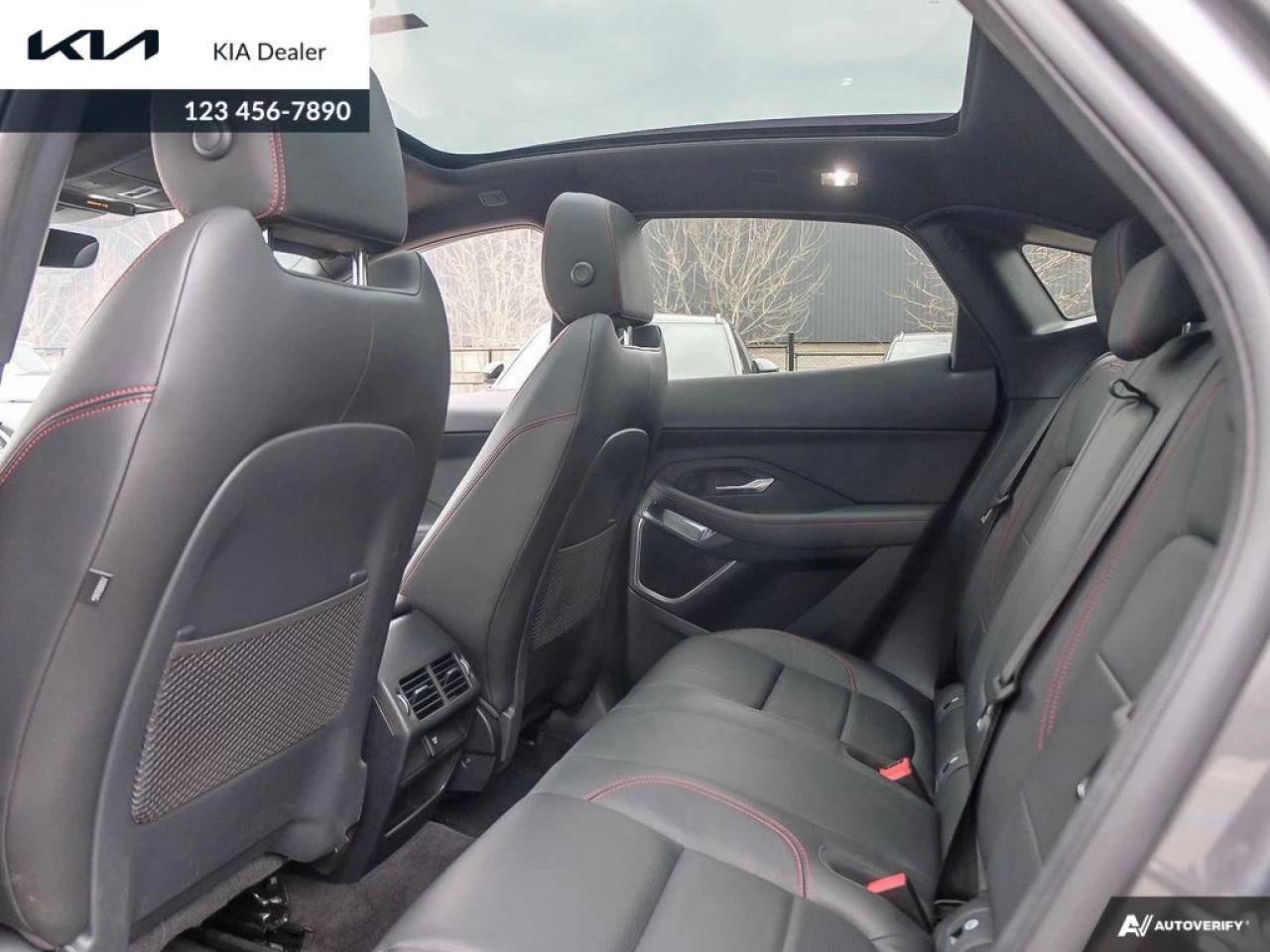 2020 Jaguar E-Pace Checkered Flag Image principale