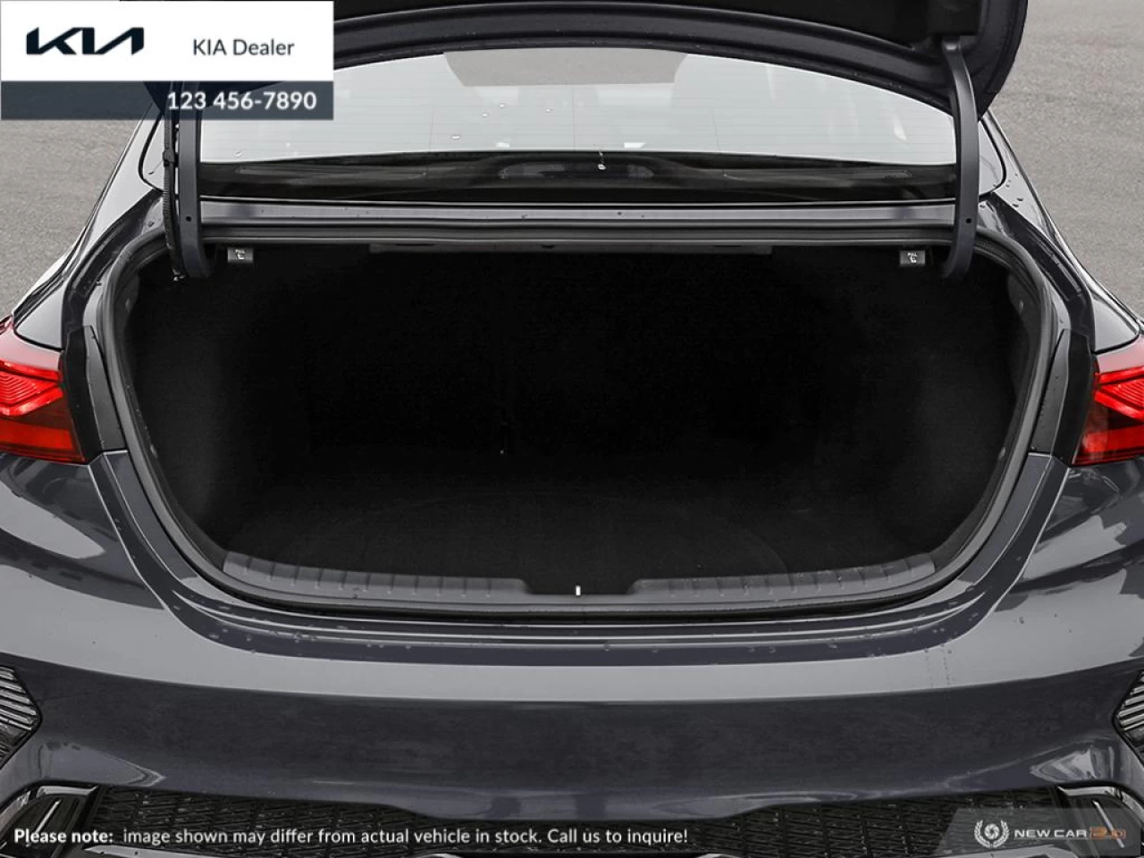 2023 Kia Forte EX Image principale