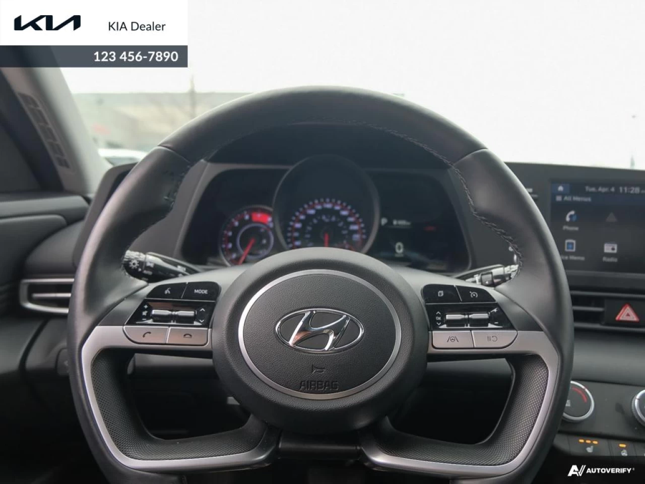 2022 Hyundai Elantra Preferred Image principale