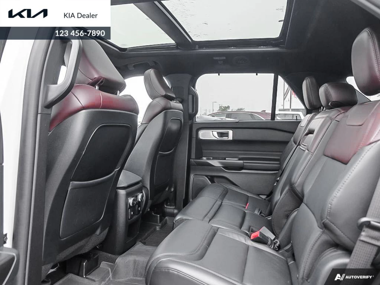 2020 Ford Explorer Platinum Image principale