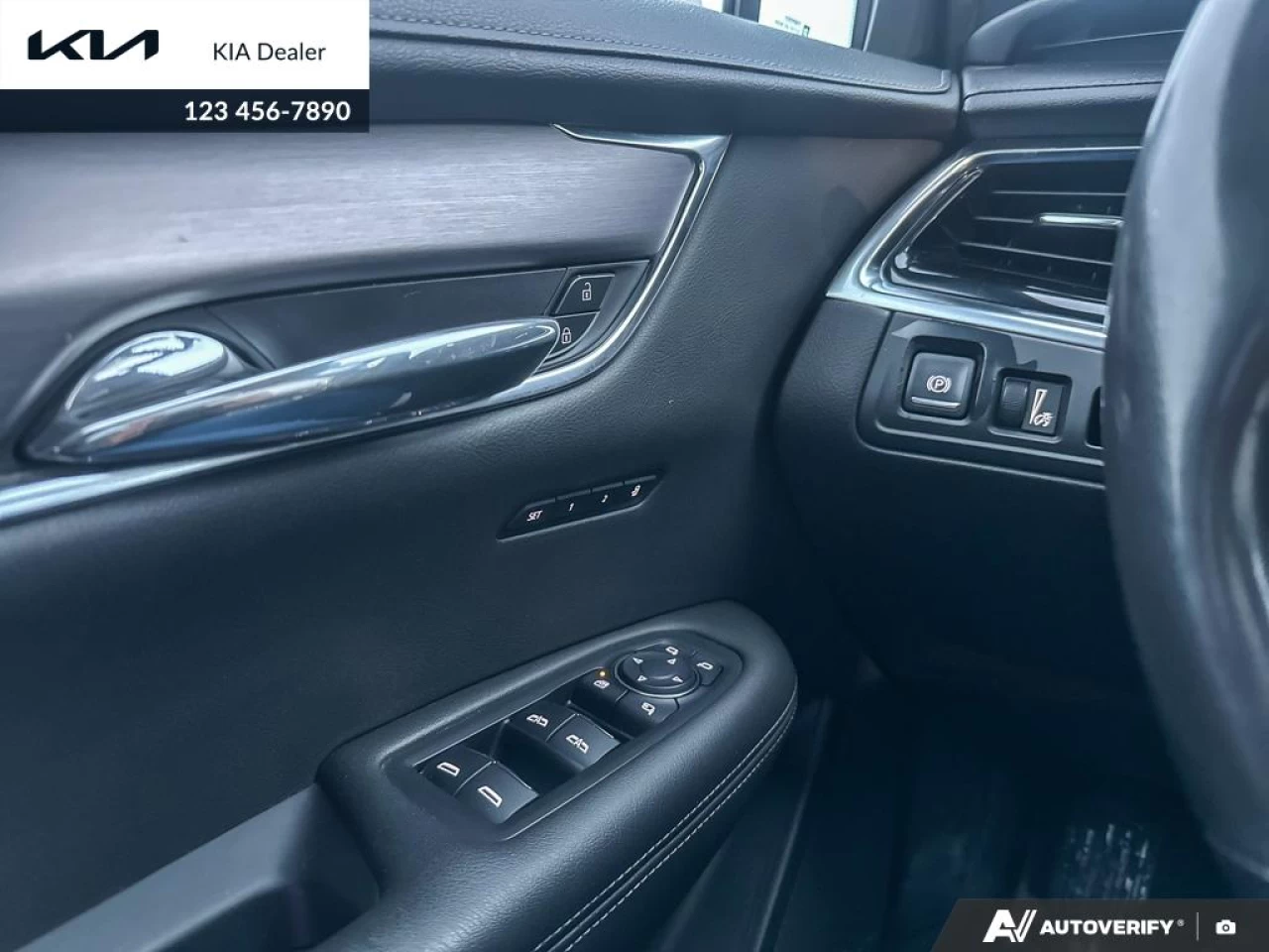 2022 Cadillac XT6 Luxury Image principale