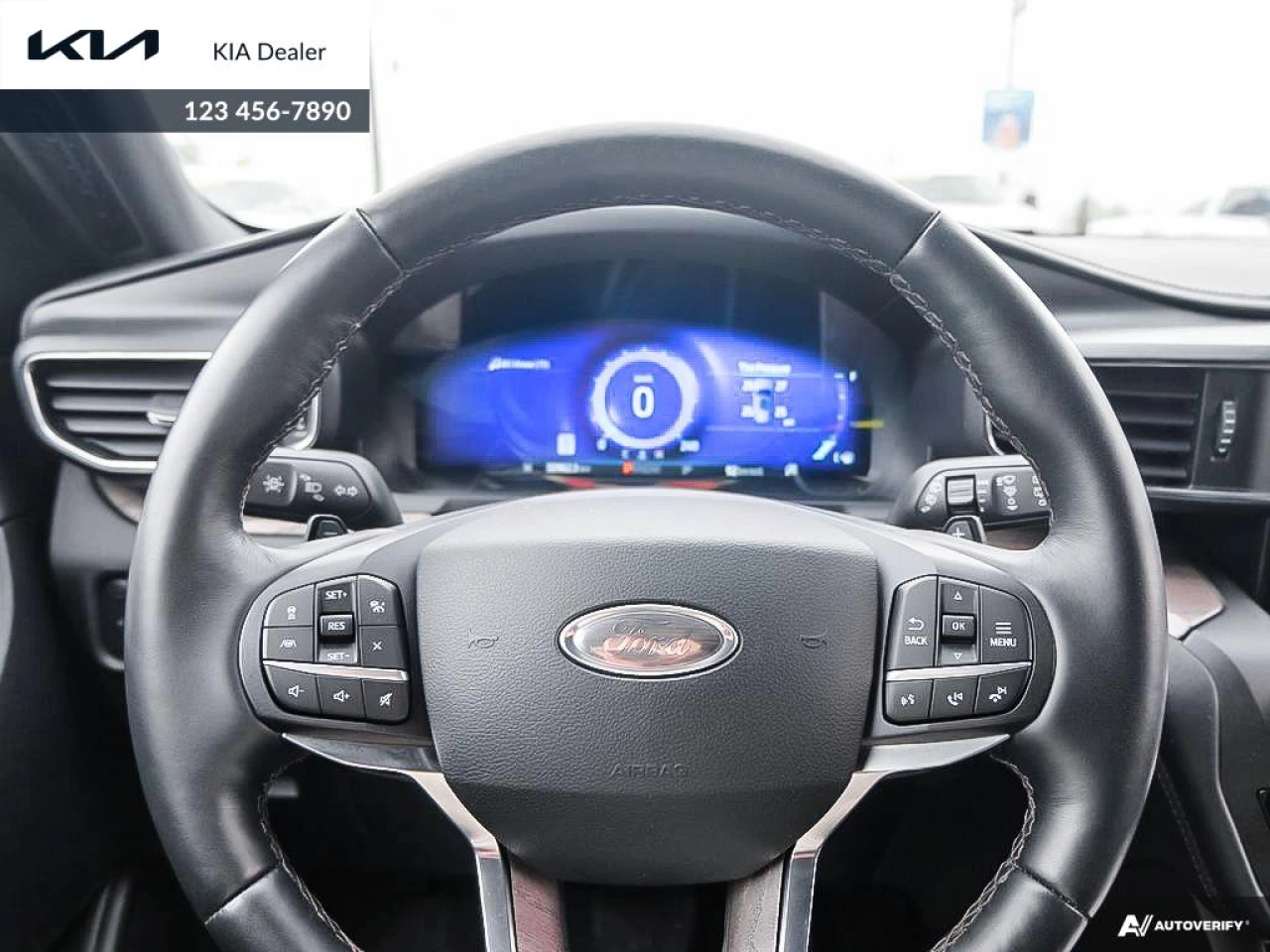 2020 Ford Explorer Platinum Image principale