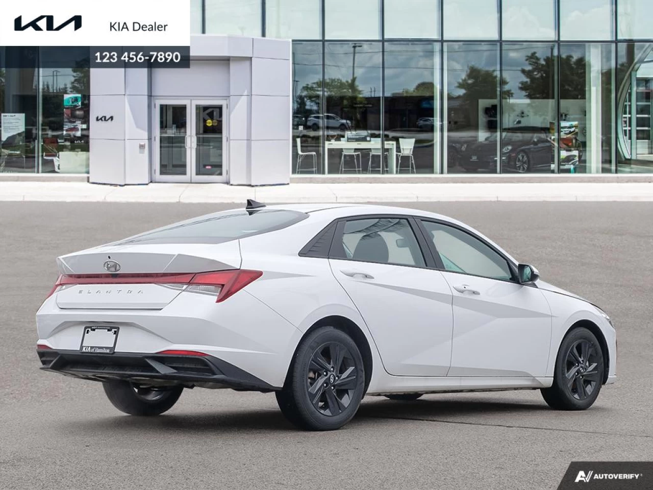 2022 Hyundai Elantra Preferred Image principale