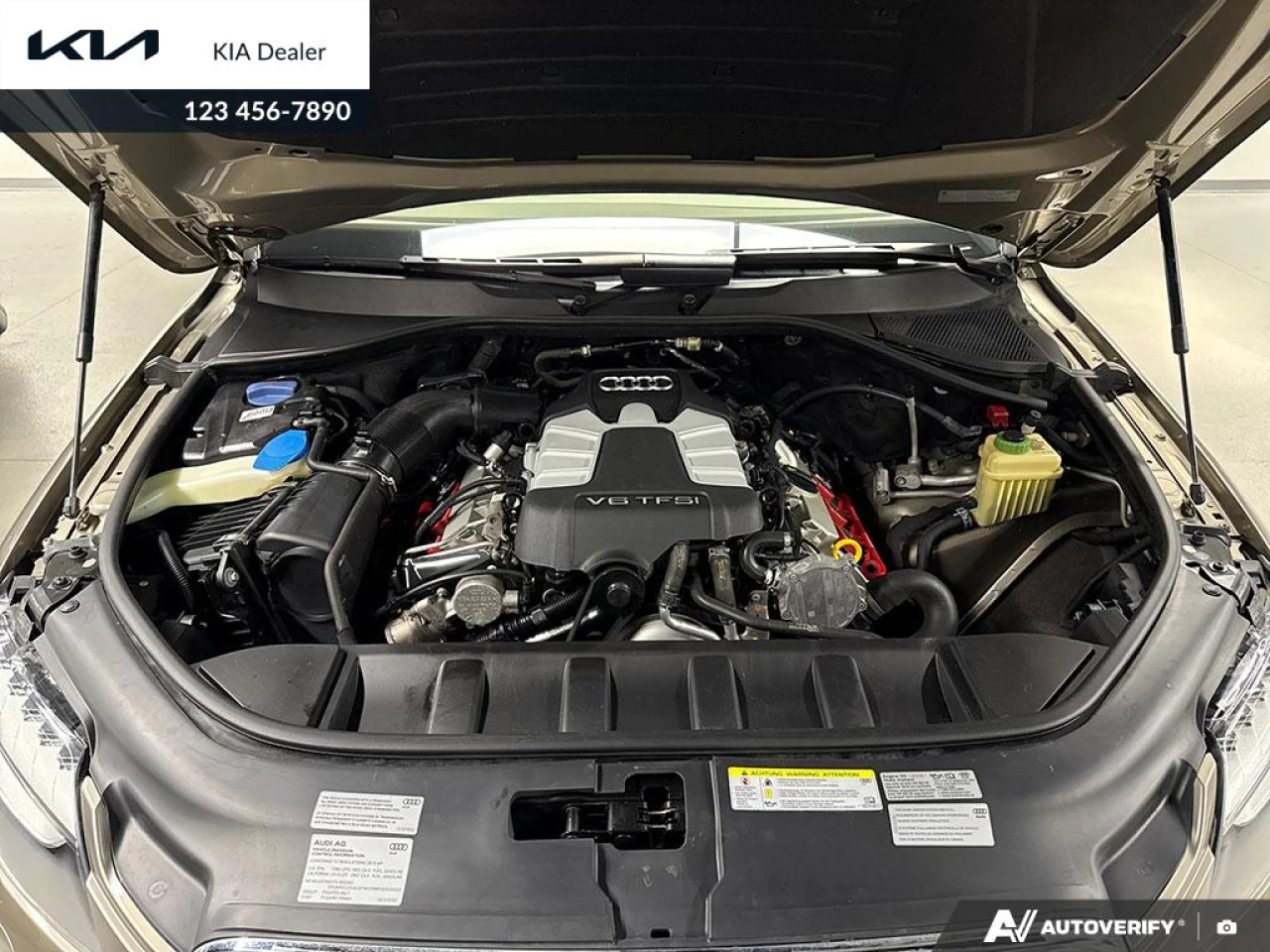 2015 Audi Q7 3.0T Sport Quattro Image principale