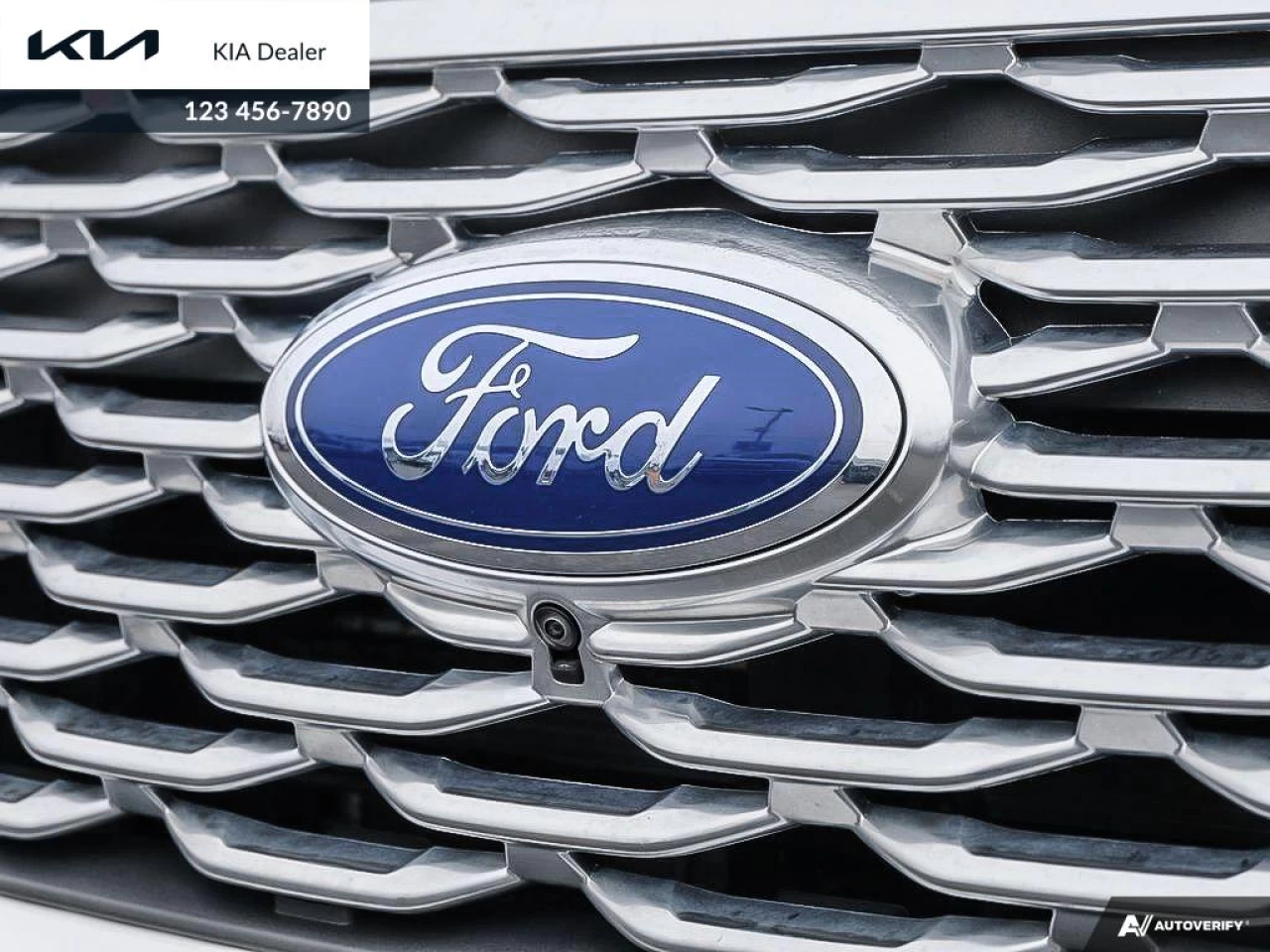 2020 Ford Explorer Platinum Image principale