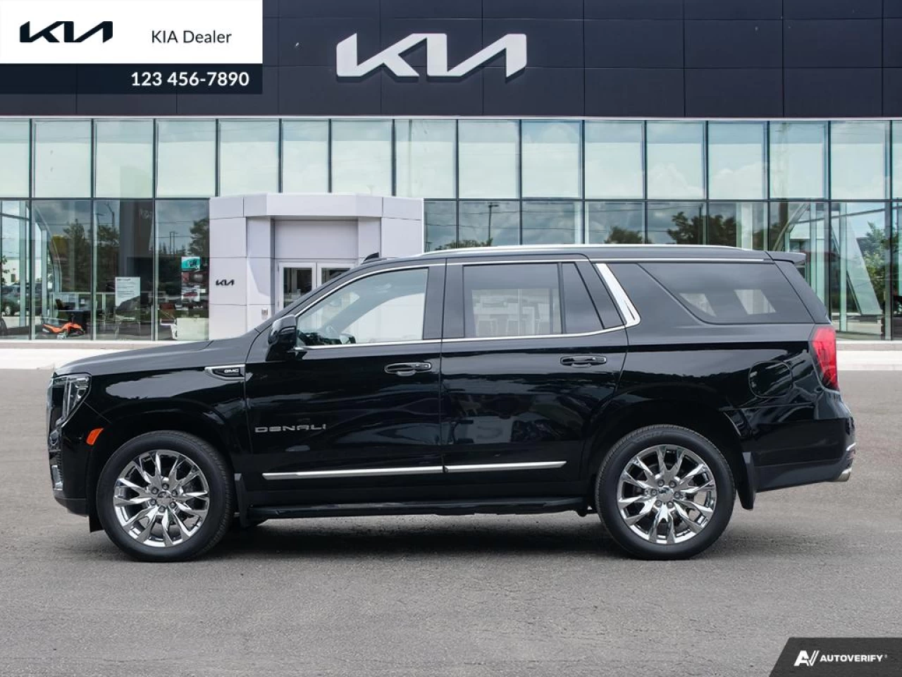 2021 GMC Yukon Denali Image principale