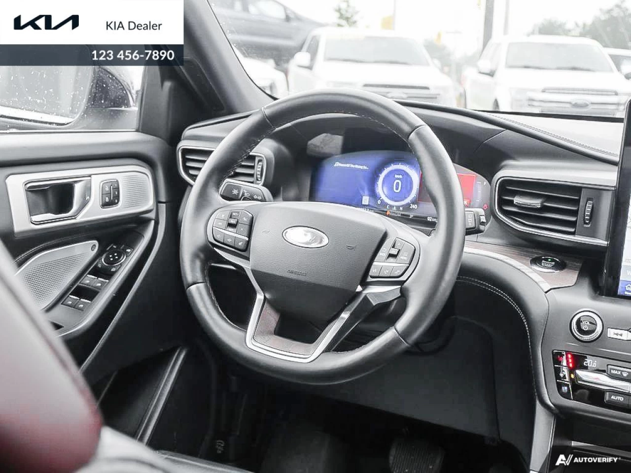 2020 Ford Explorer Platinum Image principale